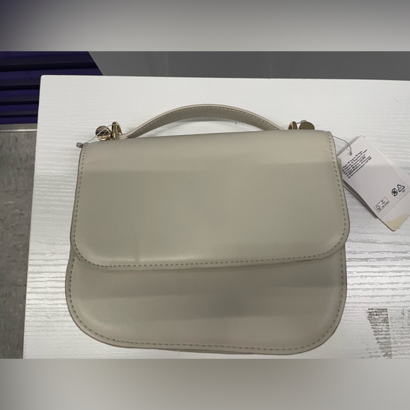 H&M Handbags - H&M Elegant Cream Shoulder Bag